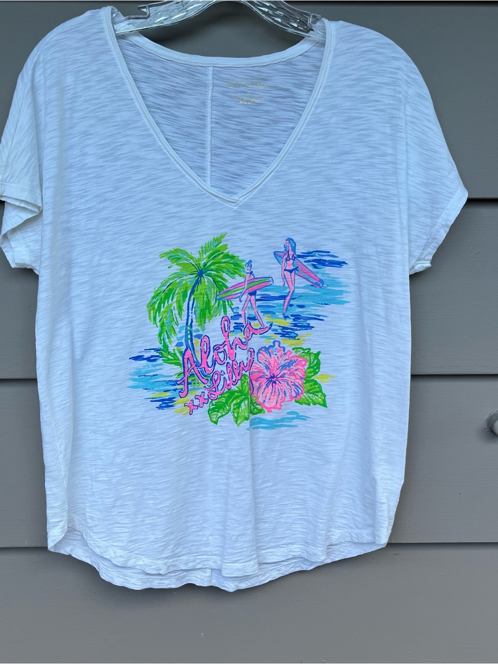 Lilly Pulitzer Colie V-Neck Tee Neon Tropical Graphic Aloha Lilly Hawaii Small